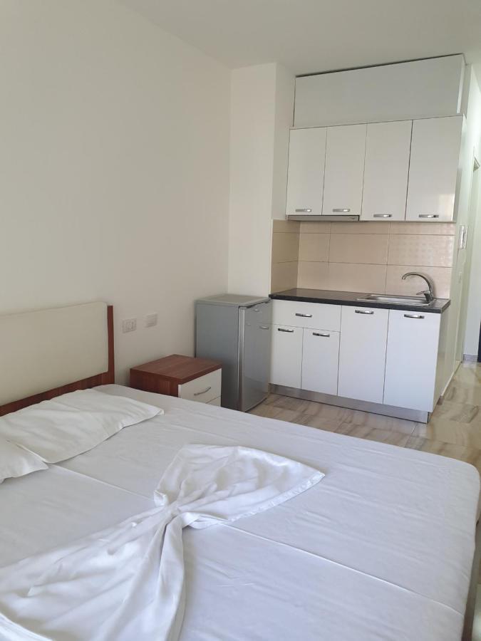 Low Cost Banesa Kosovare Shengjin Bagian luar foto